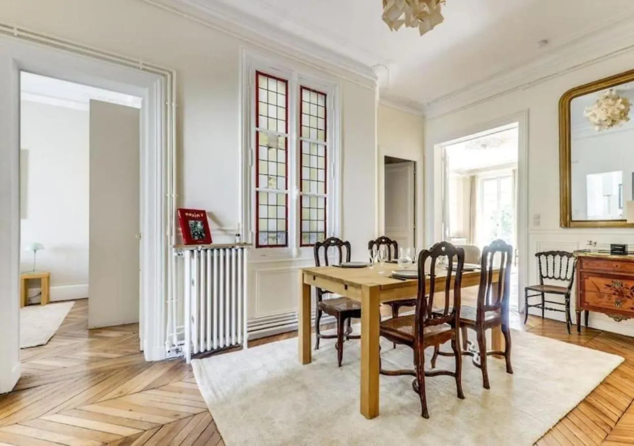 Appartement La Fleur Du Bosquet - Sumptuous- Eiffel Tower View Parijs