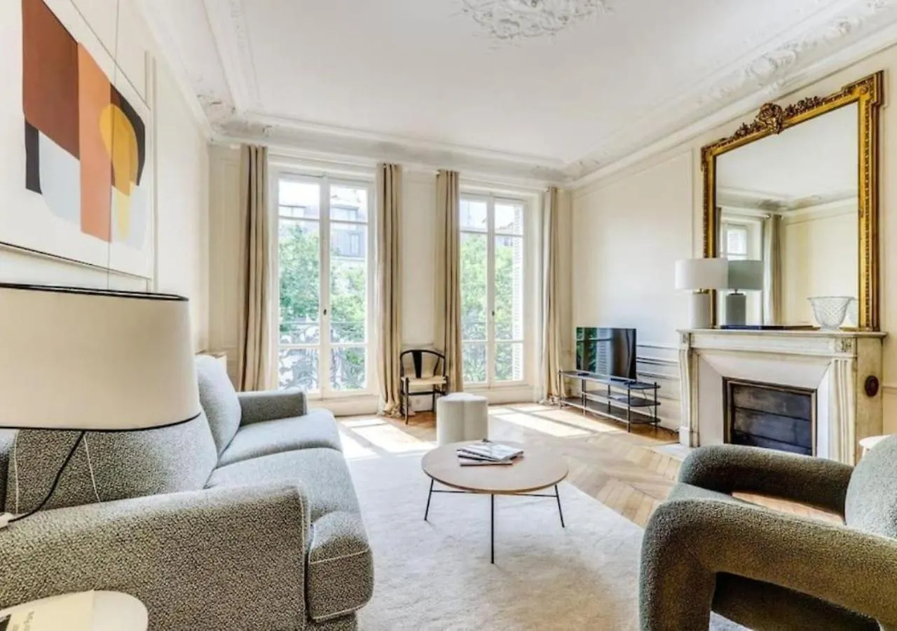 La Fleur Du Bosquet - Sumptuous- Eiffel Tower View Apartment